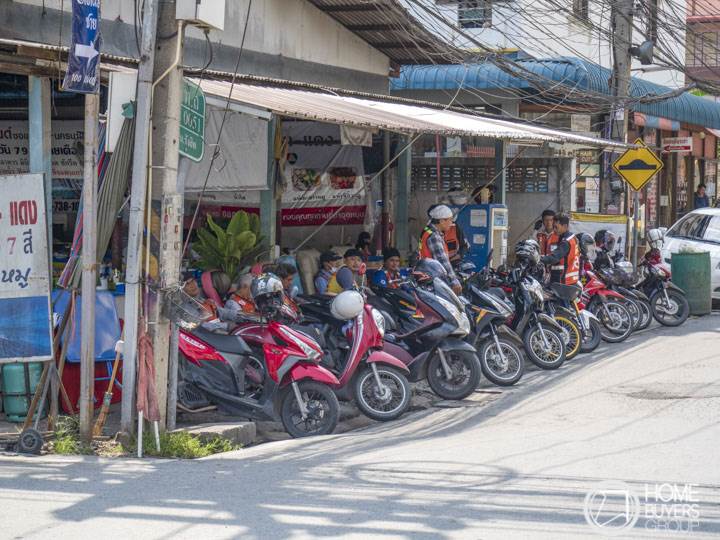 รีวิวทาวน์โฮม ชวนชื่น ทาวน์ รังสิต-คลอง 1 ทำเลชุมชน กินอยู่สะดวก ใกล้ทางด่วนและฟิวเจอร์พาร์ค รังสิต ราคาเริ่ม 3.09 ล้านบาท
