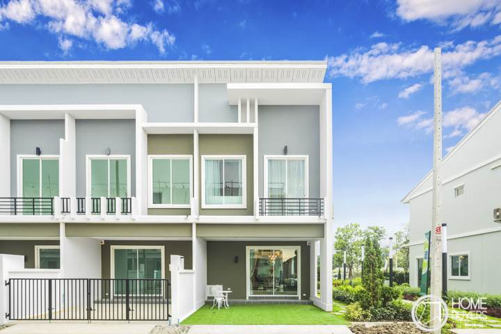 รีวิวทาวน์โฮม โมดิ วิลล่า รังสิต 2 เพดานห้องนอนสูงโปร่ง 3.5 เมตร ให้ครัวปูนหลังบ้านทุกหลัง ใกล้ทางด่วน ราคาเริ่ม 2.29 ล้านบาท