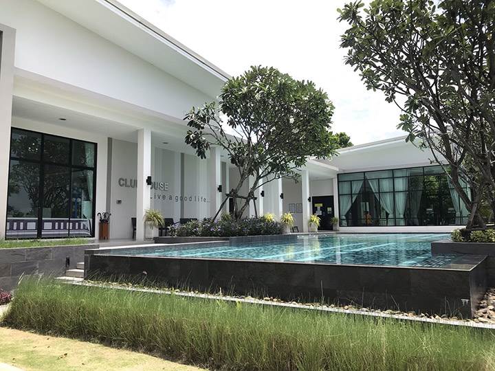 พรีวิวบ้าน คิว ดิสทริค เวสต์เกต ทำเลดี อยู่ในย่านชุมชน เลือกใช้รถไฟฟ้าได้ถึง 3 สถานี พรีวิวบ้าน คิว ดิสทริค เวสต์เกต ทำเลดี อยู่ในย่านชุมชน เลือกใช้รถไฟฟ้าได้ถึง 3 สถานี