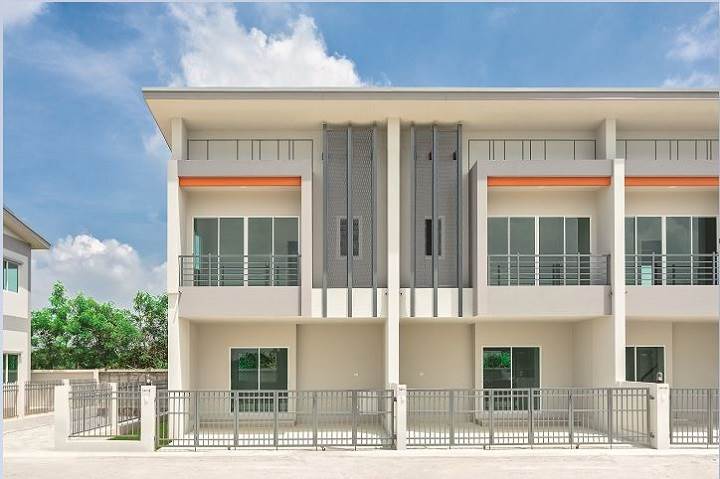 รีวิวทาวน์โฮม โครงการไนน์ คาแนล ทาวน์โฮม 2 ชั้น หลังใหญ่ สไตล์โมเดิร์น ลอฟต์