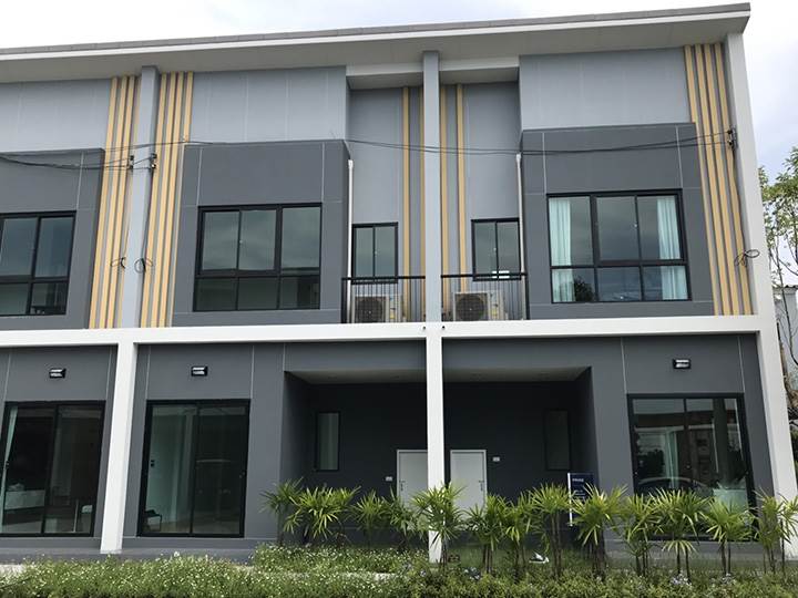 พรีวิวทาวน์โฮม เดอะ ธาม อ่อนนุช-มอเตอร์เวย์ ทาวน์โฮมเปิดใหม่บน ถ.อ่อนนุช เพียง 5 นาที จากทางด่วน ใกล้แอร์พอร์ตลิงค์ พรีวิวทาวน์โฮม เดอะ ธาม อ่อนนุช-มอเตอร์เวย์ ทาวน์โฮมเปิดใหม่บน ถ.อ่อนนุช เพียง 5 นาที จากทางด่วน ใกล้แอร์พอร์ตลิงค์