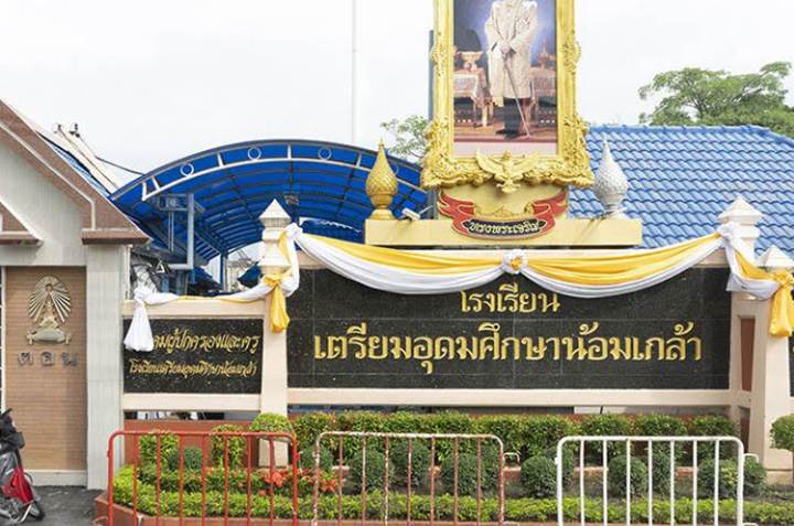 รีวิวบ้านเดี่ยว เพอร์เฟค พาร์ค สุวรรณภูมิ คลับเฮ้าส์ใหญ่ บรรยากาศร่มรื่น ใกล้มอเตอร์เวย์ และถนนกาญจนาภิเษก มีบ้าน 4 ห้องนอน รองรับครอบครัวที่มีผู้สูงอายุได้