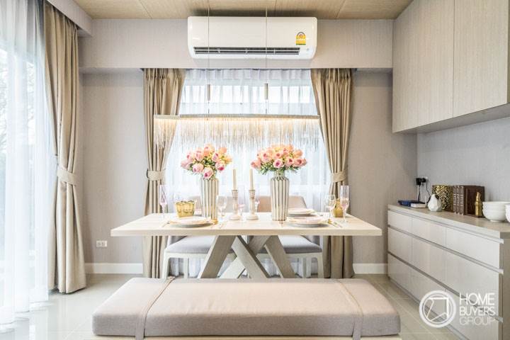 รีวิวบ้านเดี่ยว เพอร์เฟค พาร์ค สุวรรณภูมิ คลับเฮ้าส์ใหญ่ บรรยากาศร่มรื่น ใกล้มอเตอร์เวย์ และถนนกาญจนาภิเษก มีบ้าน 4 ห้องนอน รองรับครอบครัวที่มีผู้สูงอายุได้