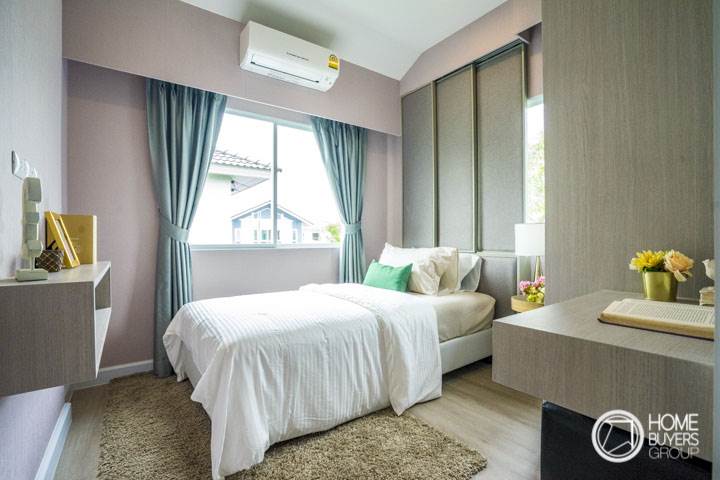 รีวิวบ้านเดี่ยว เพอร์เฟค พาร์ค สุวรรณภูมิ คลับเฮ้าส์ใหญ่ บรรยากาศร่มรื่น ใกล้มอเตอร์เวย์ และถนนกาญจนาภิเษก มีบ้าน 4 ห้องนอน รองรับครอบครัวที่มีผู้สูงอายุได้