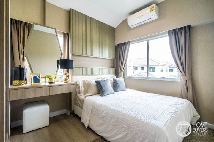 รีวิวบ้านเดี่ยว เพอร์เฟค พาร์ค สุวรรณภูมิ คลับเฮ้าส์ใหญ่ บรรยากาศร่มรื่น ใกล้มอเตอร์เวย์ และถนนกาญจนาภิเษก มีบ้าน 4 ห้องนอน รองรับครอบครัวที่มีผู้สูงอายุได้