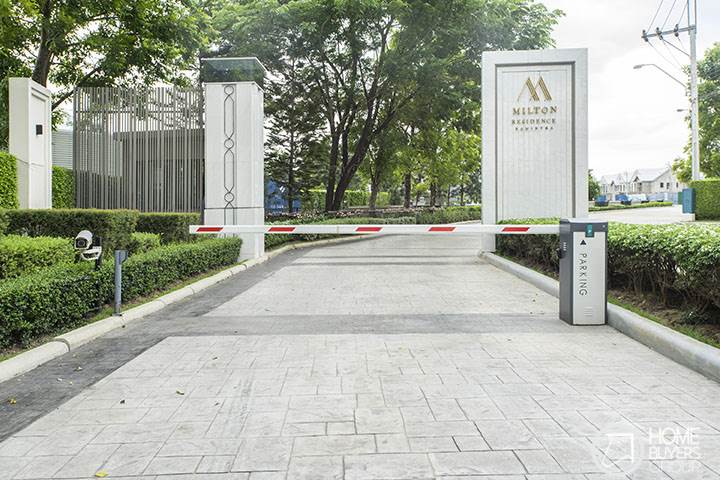 รีวิวบ้านเดี่ยว มิลตัน เรสซิเดนซ์ รามอินทรา บ้านเดี่ยวสไตล์ American Luxury Comfort ติดถนนรามอินทราเชื่อมต่อถนนเส้นสำคัญ มีรถไฟฟ้าหน้าโครงการ