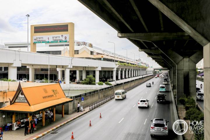 รีวิวบ้าน คาซ่า วิลล์ ดอนเมือง-สรงประภา บ้านเดี่ยวซีรีส์ใหม่ ปรับห้องนั่งเล่นให้กว้างขึ้น ทุกห้องหันวิวหน้าบ้าน ทำเลสะดวก ใกล้ 2 ทางด่วน และรถไฟฟ้า ราคาเริ่มต้น 6.99 ล้านบาท รีวิวบ้าน คาซ่า วิลล์ ดอนเมือง-สรงประภา บ้านเดี่ยวซีรีส์ใหม่ ปรับห้องนั่งเล่นให้กว้างขึ้น ทุกห้องหันวิวหน้าบ้าน ทำเลสะดวก ใกล้ 2 ทางด่วน และรถไฟฟ้า ราคาเริ่มต้น 6.99 ล้านบาท