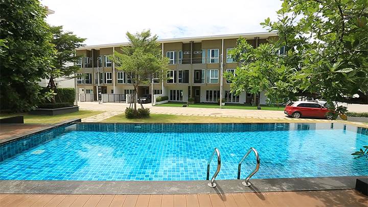 พรีวิวทาวน์โฮม เบล็ส ทาวน์ กรุงเทพฯ-ปทุมธานี ทาวน์โฮม 3 ชั้นในราคา 2 ชั้น ติดถนนใหญ่ 345 ใกล้แยกบางคูวัด พรีวิวทาวน์โฮม เบล็ส ทาวน์ กรุงเทพฯ-ปทุมธานี ทาวน์โฮม 3 ชั้นในราคา 2 ชั้น ติดถนนใหญ่ 345 ใกล้แยกบางคูวัด