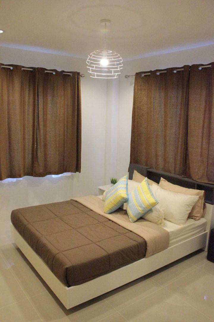 พรีวิวทาวน์โฮม สยามสแควร์ ทาวน์โฮม 2 ชั้น ทำเลทอง ติด รพ.กรุงเทพสุราษฎร์ พรีวิวทาวน์โฮม สยามสแควร์ ทาวน์โฮม 2 ชั้น ทำเลทอง ติด รพ.กรุงเทพสุราษฎร์