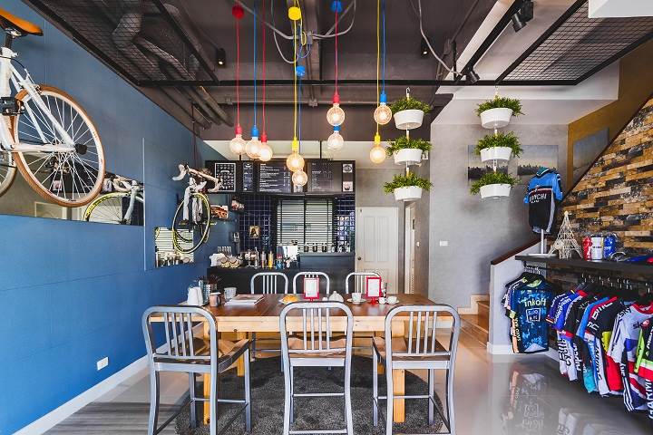 รีวิวโฮมออฟฟิศ ไอฟีล บางนา-วงแหวนฯ สไตล์โมเดิร์น ติดถนนใหญ่ ใกล้เมกาบางนา สาธิต ม.รามคำแหง 2 รีวิวโฮมออฟฟิศ ไอฟีล บางนา-วงแหวนฯ สไตล์โมเดิร์น ติดถนนใหญ่ ใกล้เมกาบางนา สาธิต ม.รามคำแหง 2