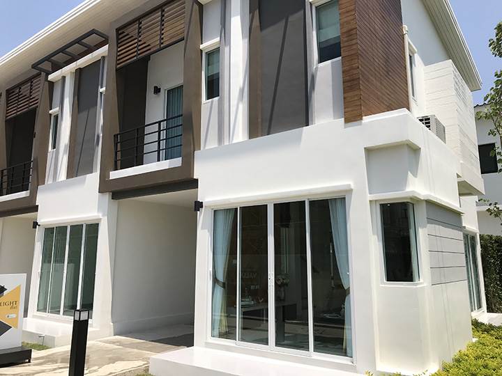 พรีวิวบ้าน นครทอง ลีฟวิ่ง 2 สุขุมวิท-บางปู ทาวน์โฮมรูปแบบใหม่มาเป็นคู่ ใกล้ BTS สถานีแพรกษา พรีวิวบ้าน นครทอง ลีฟวิ่ง 2 สุขุมวิท-บางปู ทาวน์โฮมรูปแบบใหม่มาเป็นคู่ ใกล้ BTS สถานีแพรกษา