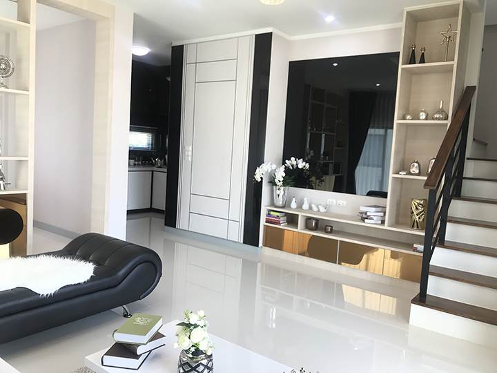 พรีวิวบ้าน นครทอง ลีฟวิ่ง 2 สุขุมวิท-บางปู ทาวน์โฮมรูปแบบใหม่มาเป็นคู่ ใกล้ BTS สถานีแพรกษา พรีวิวบ้าน นครทอง ลีฟวิ่ง 2 สุขุมวิท-บางปู ทาวน์โฮมรูปแบบใหม่มาเป็นคู่ ใกล้ BTS สถานีแพรกษา