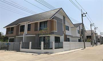 พรีวิวบ้าน วีมิกซ์ ทวิน พระราม 2 ทาวน์โฮมแฝดสไตล์ Modern Grace ราคา 2 ล้านกว่าบาท