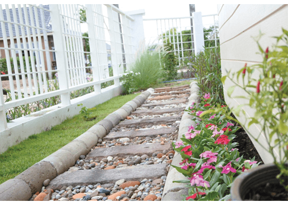 พรีวิวบ้าน ภัทร บ้านและสวน บ้านเดี่ยวและบ้านแฝดราคาย่อมเยา ต.บ่อวิน จ.ชลบุรี พรีวิวบ้าน ภัทร บ้านและสวน บ้านเดี่ยวและบ้านแฝดราคาย่อมเยา ต.บ่อวิน จ.ชลบุรี