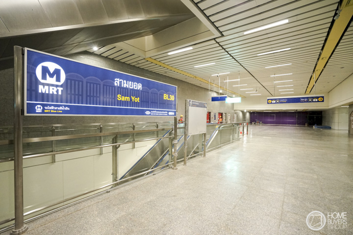 รีวิว MRT สถานีสามยอด มาซื้อผ้าที่พาหุรัด เดินชมเมืองเก่าย่านวังบูรพา หรือหาของอร่อยที่ ดิ โอลด์ สยาม ลงสถานีนี้ได้เลย