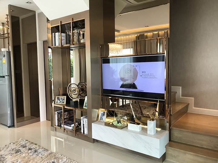 พรีวิวทาวน์โฮม บ้านกลางเมือง ราชพฤกษ์-พระราม 5 Number One High-end Townhome จาก AP