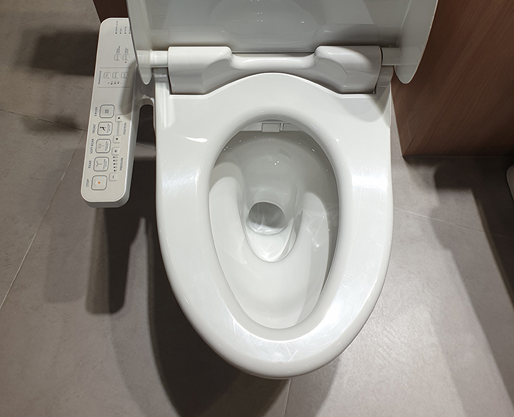 TOTO ปลื้มฝารองนั่งอัตโนมัติ Washlet ยอดขายทะลุ 50 ล้านชิ้นทั่วโลก TOTO ปลื้มฝารองนั่งอัตโนมัติ Washlet ยอดขายทะลุ 50 ล้านชิ้นทั่วโลก