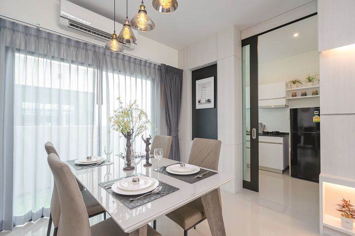 รีวิวทาวน์โฮม บ้านเปี่ยมสุข ปิ่นเกล้า-กาญจนาภิเษก ทาวน์โฮมสไตล์โมเดิร์น ที่มีเหมือนบ้านเดี่ยว ติดถนนใหญ่ เชื่อมต่อย่านใจกลางเมือง สะดวกทั้งถนนและทางด่วนใหม่ รีวิวทาวน์โฮม บ้านเปี่ยมสุข ปิ่นเกล้า-กาญจนาภิเษก ทาวน์โฮมสไตล์โมเดิร์น ที่มีเหมือนบ้านเดี่ยว ติดถนนใหญ่ เชื่อมต่อย่านใจกลางเมือง สะดวกทั้งถนนและทางด่วนใหม่