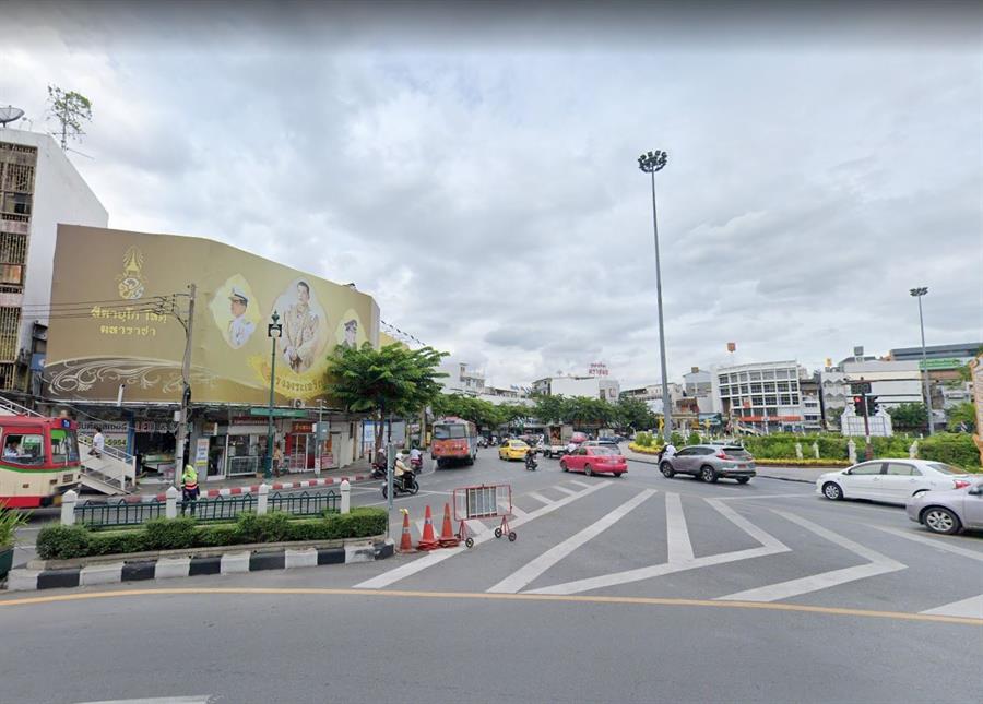 สำรวจทำเล เพชรเกษม ในวันที่รถไฟฟ้าสายสีน้ำเงินมาถึง