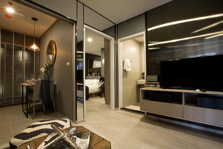 Elio Sathorn-Wutthakat คอนโดพร้อมอยู่กับส่วนกลางขนาดใหญ่ 4.5 ไร่  