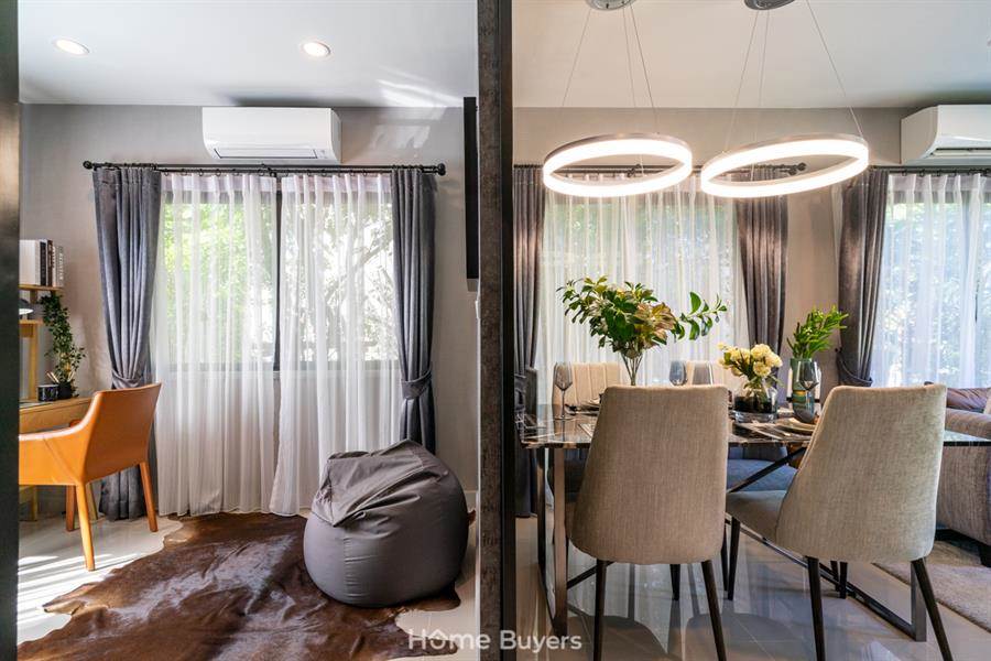 รีวิว บ้านแฝด-ทาวน์โฮม วี คอมพาวด์ บางนา สไตล์ลอฟท์ที่มีฟังก์ชั่นเหมือนบ้านเดี่ยว โปร่ง โล่ง โดยเน้นให้มี space กว้าง พร้อมจัดเต็มทั้ง Facility และ Security บนทำเลศักยภาพ “ย่านบางนา” รีวิว บ้านแฝด-ทาวน์โฮม วี คอมพาวด์ บางนา สไตล์ลอฟท์ที่มีฟังก์ชั่นเหมือนบ้านเดี่ยว โปร่ง โล่ง โดยเน้นให้มี space กว้าง พร้อมจัดเต็มทั้ง Facility และ Security บนทำเลศักยภาพ “ย่านบางนา”