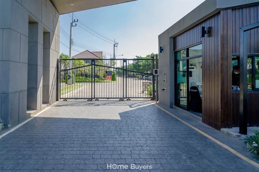 รีวิวบ้านเดี่ยว เพฟ บางนา บ้านเดี่ยวโซนบางนา สำหรับทุกเจนเนอเรชั่น โปร่งเป็นสัดส่วน บรรยากาศสไตล์รีสอร์ท ทำเลมีสิ่งอำนวยความสะดวกสำหรับครอบครัวที่ครบครัน