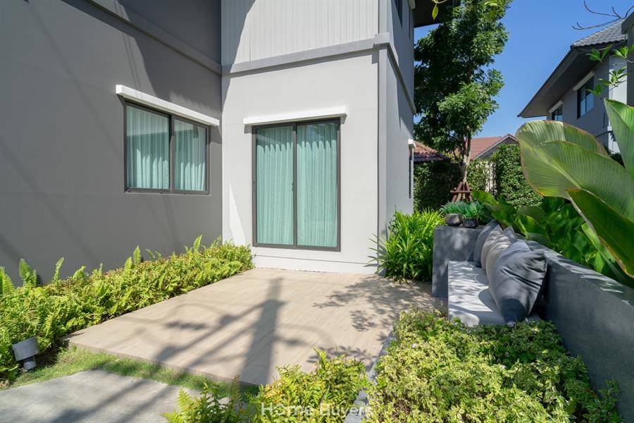 รีวิวบ้านเดี่ยว เพฟ บางนา บ้านเดี่ยวโซนบางนา สำหรับทุกเจนเนอเรชั่น โปร่งเป็นสัดส่วน บรรยากาศสไตล์รีสอร์ท ทำเลมีสิ่งอำนวยความสะดวกสำหรับครอบครัวที่ครบครัน