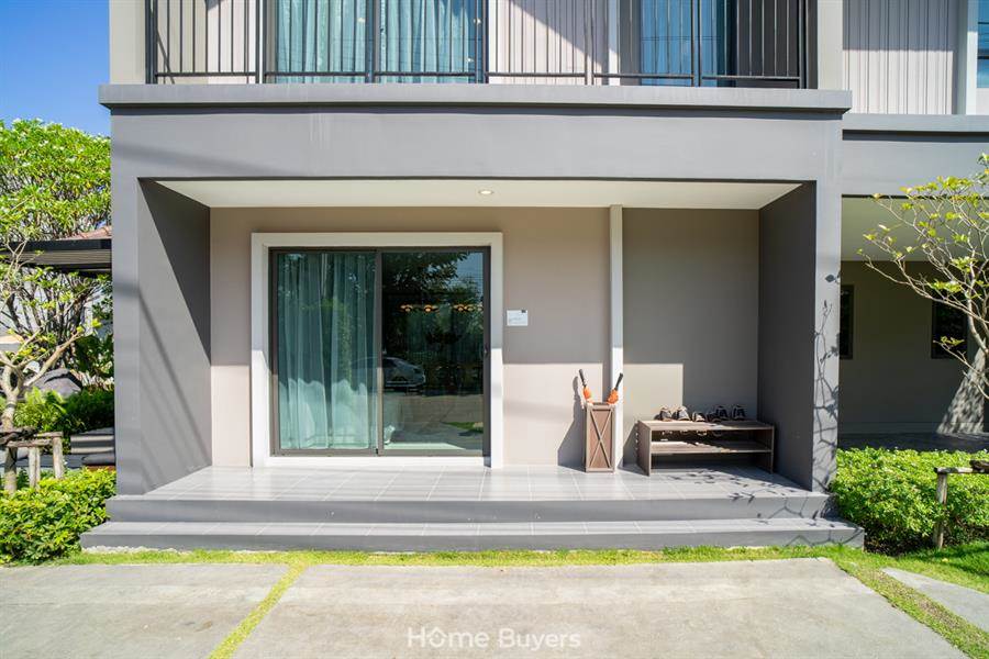 รีวิวบ้านเดี่ยว เพฟ บางนา บ้านเดี่ยวโซนบางนา สำหรับทุกเจนเนอเรชั่น โปร่งเป็นสัดส่วน บรรยากาศสไตล์รีสอร์ท ทำเลมีสิ่งอำนวยความสะดวกสำหรับครอบครัวที่ครบครัน