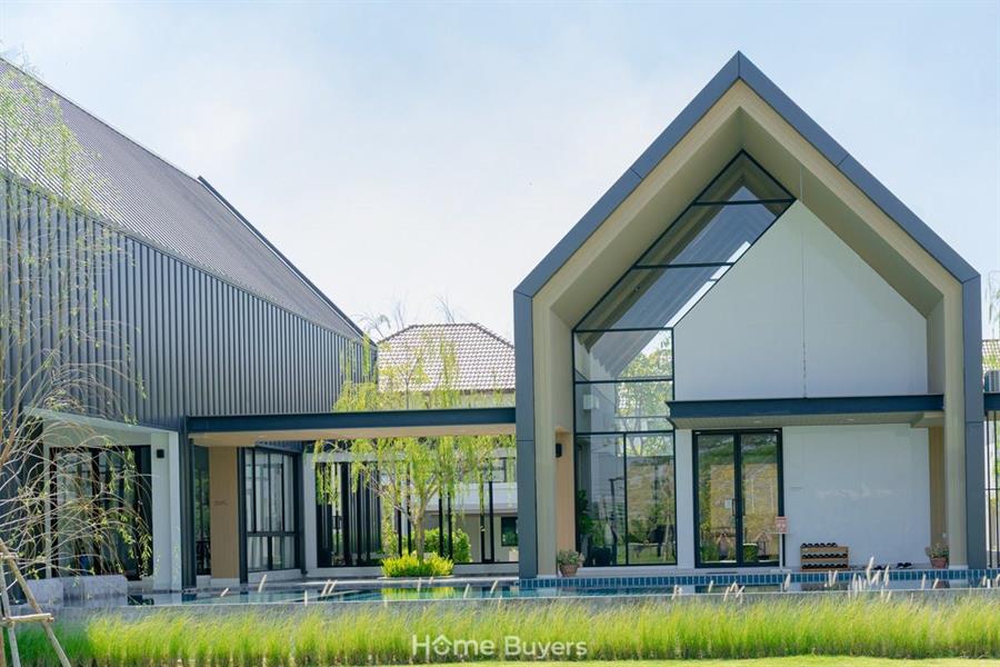 ความสุขเรียบง่ายบนแพรกษา ด้วยฟังก์ชันเดียวกับบ้านระดับ High-End ความสุขเรียบง่ายบนแพรกษา ด้วยฟังก์ชันเดียวกับบ้านระดับ High-End