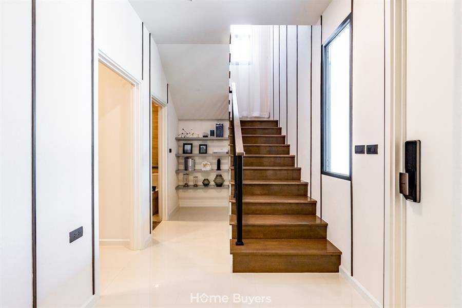 รีวิวบ้าน แกรนด์ บริทาเนีย บางนา กม. 12 บ้านเดี่ยวหรูโครงการใหม่ สไตล์ Modern British Luxury ติดถนนใหญ่ บนทำเลศักยภาพ รีวิวบ้าน แกรนด์ บริทาเนีย บางนา กม. 12 บ้านเดี่ยวหรูโครงการใหม่ สไตล์ Modern British Luxury ติดถนนใหญ่ บนทำเลศักยภาพ