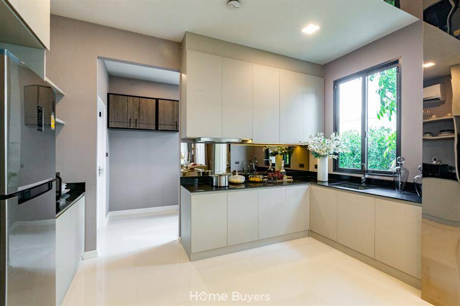 รีวิวบ้าน แกรนด์ บริทาเนีย บางนา กม. 12 บ้านเดี่ยวหรูโครงการใหม่ สไตล์ Modern British Luxury ติดถนนใหญ่ บนทำเลศักยภาพ รีวิวบ้าน แกรนด์ บริทาเนีย บางนา กม. 12 บ้านเดี่ยวหรูโครงการใหม่ สไตล์ Modern British Luxury ติดถนนใหญ่ บนทำเลศักยภาพ