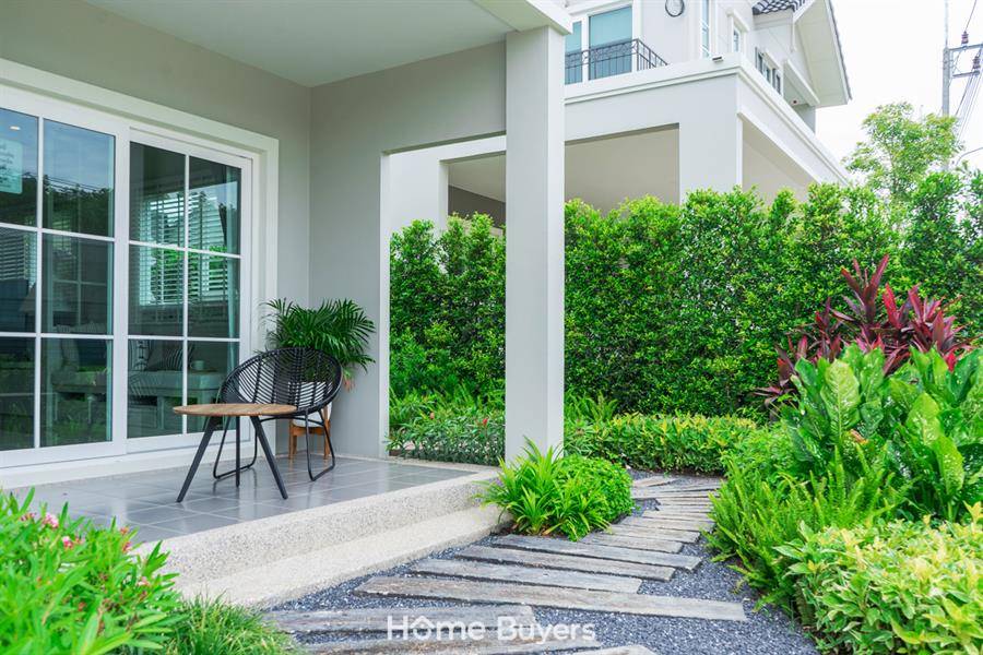 รีวิวบ้านอณาสิริ ป่าคลอก บ้านสไตล์อังกฤษ ในบรรยากาศชวนหลงรัก ฟังก์ชันดีมีห้องนอนล่าง เริ่ม 5-8 ล้าน รีวิวบ้านอณาสิริ ป่าคลอก บ้านสไตล์อังกฤษ ในบรรยากาศชวนหลงรัก ฟังก์ชันดีมีห้องนอนล่าง เริ่ม 5-8 ล้าน