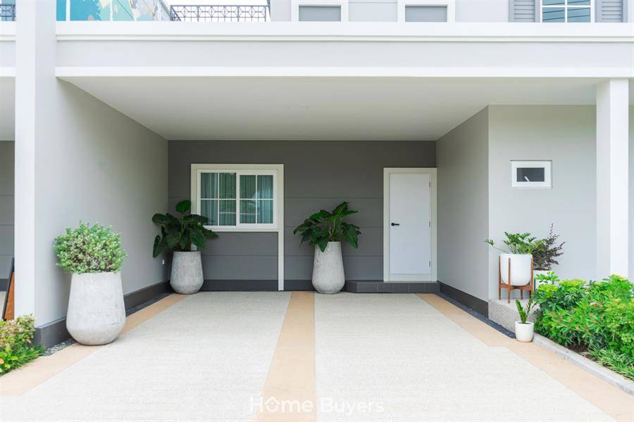 รีวิวบ้านอณาสิริ ป่าคลอก บ้านสไตล์อังกฤษ ในบรรยากาศชวนหลงรัก ฟังก์ชันดีมีห้องนอนล่าง เริ่ม 5-8 ล้าน รีวิวบ้านอณาสิริ ป่าคลอก บ้านสไตล์อังกฤษ ในบรรยากาศชวนหลงรัก ฟังก์ชันดีมีห้องนอนล่าง เริ่ม 5-8 ล้าน
