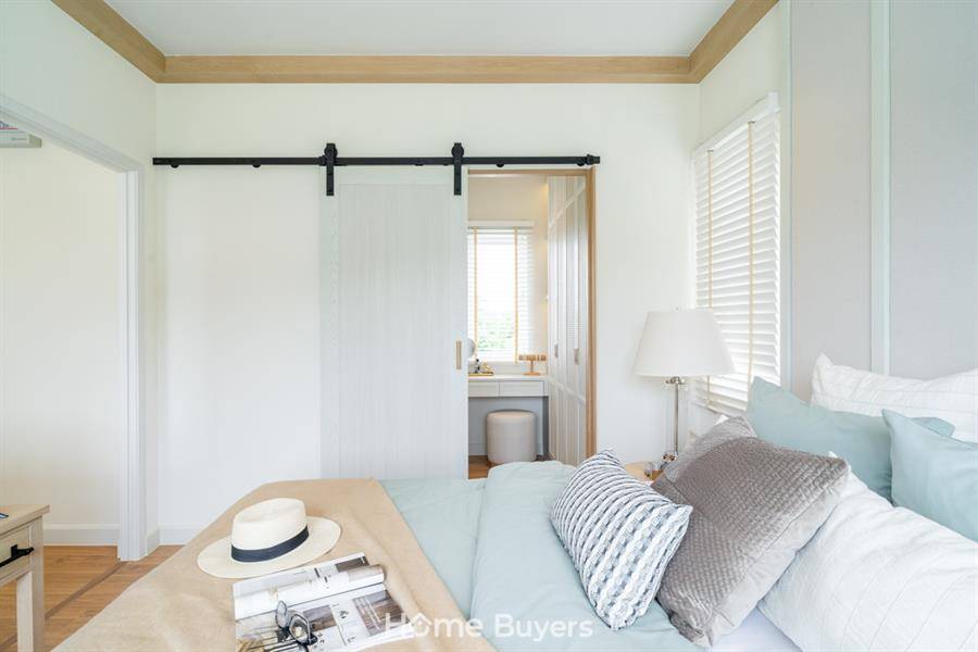 รีวิวบ้านอณาสิริ ป่าคลอก บ้านสไตล์อังกฤษ ในบรรยากาศชวนหลงรัก ฟังก์ชันดีมีห้องนอนล่าง เริ่ม 5-8 ล้าน รีวิวบ้านอณาสิริ ป่าคลอก บ้านสไตล์อังกฤษ ในบรรยากาศชวนหลงรัก ฟังก์ชันดีมีห้องนอนล่าง เริ่ม 5-8 ล้าน