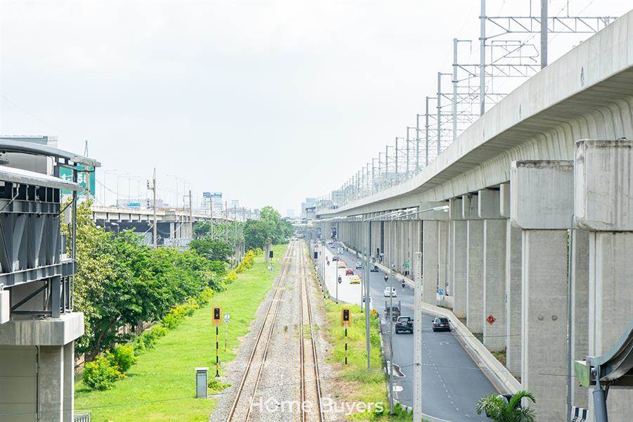 รถไฟฟ้าสายสีแดง 