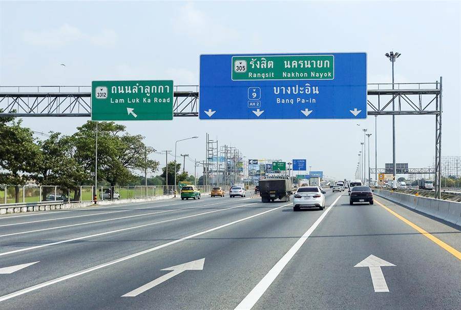 รีวิวทาวน์โฮมและบ้านแฝด เบล็สซิตี้ พาร์ค รังสิต-คลอง 3 บ้านสร้างเสร็จพร้อมอยู่ หลังใหญ่ฟังก์ชันครบ บรรยากาศดี ส่วนกลางใหญ่สุดในย่าน เริ่มเพียง 2 ล้านนิดๆ รีวิวทาวน์โฮมและบ้านแฝด เบล็สซิตี้ พาร์ค รังสิต-คลอง 3 บ้านสร้างเสร็จพร้อมอยู่ หลังใหญ่ฟังก์ชันครบ บรรยากาศดี ส่วนกลางใหญ่สุดในย่าน เริ่มเพียง 2 ล้านนิดๆ