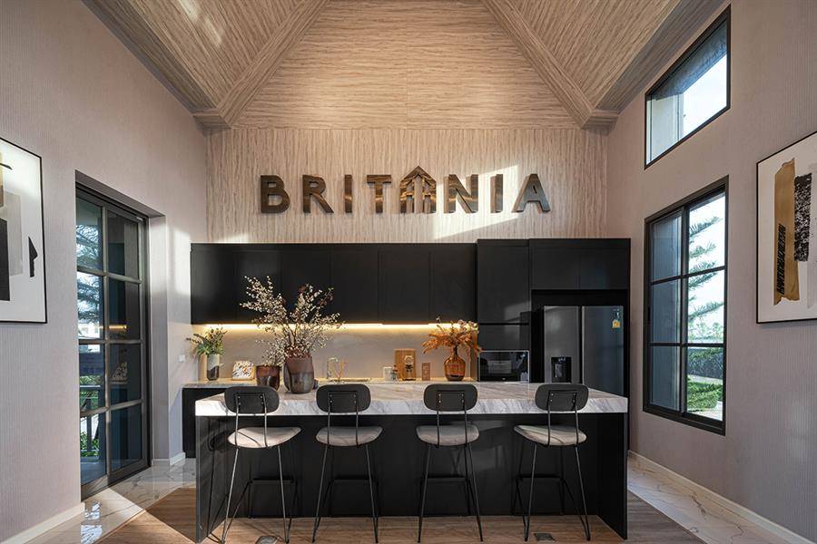 รีวิวบ้าน บริทาเนีย บางนา กม.42 ช่วงเวลาแห่งความอบอุ่น ผ่านสถาปัตยกรรมโดดเด่น ออกแบบสไตล์ Modern British รีวิวบ้าน บริทาเนีย บางนา กม.42 ช่วงเวลาแห่งความอบอุ่น ผ่านสถาปัตยกรรมโดดเด่น ออกแบบสไตล์ Modern British