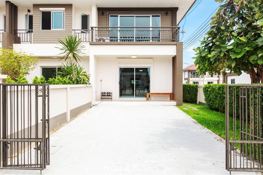 รีวิวบ้าน เอโทล บาหลีบีช มอเตอร์เวย์-ลาดกระบัง ทาวน์โฮมหลังใหญ่ พร้อมสวนส่วนตัว สร้างแบบก่ออิฐฉาบปูน กู้ไม่ผ่านยินดีคืนเงิน* เริ่ม 2.39 ล้าน รีวิวบ้าน เอโทล บาหลีบีช มอเตอร์เวย์-ลาดกระบัง ทาวน์โฮมหลังใหญ่ พร้อมสวนส่วนตัว สร้างแบบก่ออิฐฉาบปูน กู้ไม่ผ่านยินดีคืนเงิน* เริ่ม 2.39 ล้าน