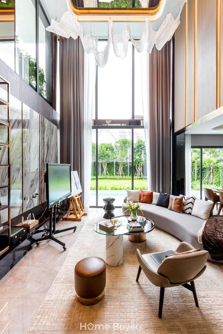 รีวิวบ้าน อัลติจูด มาสเตอรี่ สุขุมวิท บ้านเดี่ยวแบบ Luxury Pool Villa หรูหรา ทันสมัย อยู่สบายและถูกหลักฮวงจุ้ย สังคมส่วนตัวเพียง 16 ครอบครัว รีวิวบ้าน อัลติจูด มาสเตอรี่ สุขุมวิท บ้านเดี่ยวแบบ Luxury Pool Villa หรูหรา ทันสมัย อยู่สบายและถูกหลักฮวงจุ้ย สังคมส่วนตัวเพียง 16 ครอบครัว