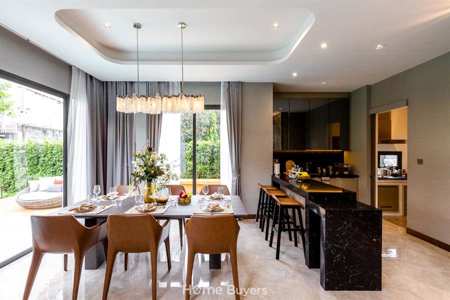 รีวิวบ้าน อัลติจูด มาสเตอรี่ สุขุมวิท บ้านเดี่ยวแบบ Luxury Pool Villa หรูหรา ทันสมัย อยู่สบายและถูกหลักฮวงจุ้ย สังคมส่วนตัวเพียง 16 ครอบครัว รีวิวบ้าน อัลติจูด มาสเตอรี่ สุขุมวิท บ้านเดี่ยวแบบ Luxury Pool Villa หรูหรา ทันสมัย อยู่สบายและถูกหลักฮวงจุ้ย สังคมส่วนตัวเพียง 16 ครอบครัว