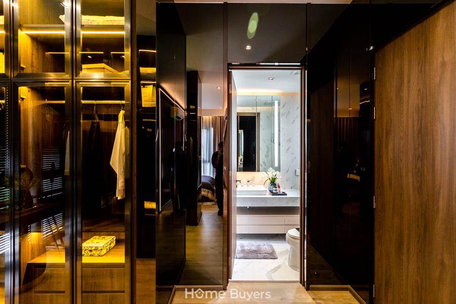 รีวิวบ้าน อัลติจูด มาสเตอรี่ สุขุมวิท บ้านเดี่ยวแบบ Luxury Pool Villa หรูหรา ทันสมัย อยู่สบายและถูกหลักฮวงจุ้ย สังคมส่วนตัวเพียง 16 ครอบครัว รีวิวบ้าน อัลติจูด มาสเตอรี่ สุขุมวิท บ้านเดี่ยวแบบ Luxury Pool Villa หรูหรา ทันสมัย อยู่สบายและถูกหลักฮวงจุ้ย สังคมส่วนตัวเพียง 16 ครอบครัว