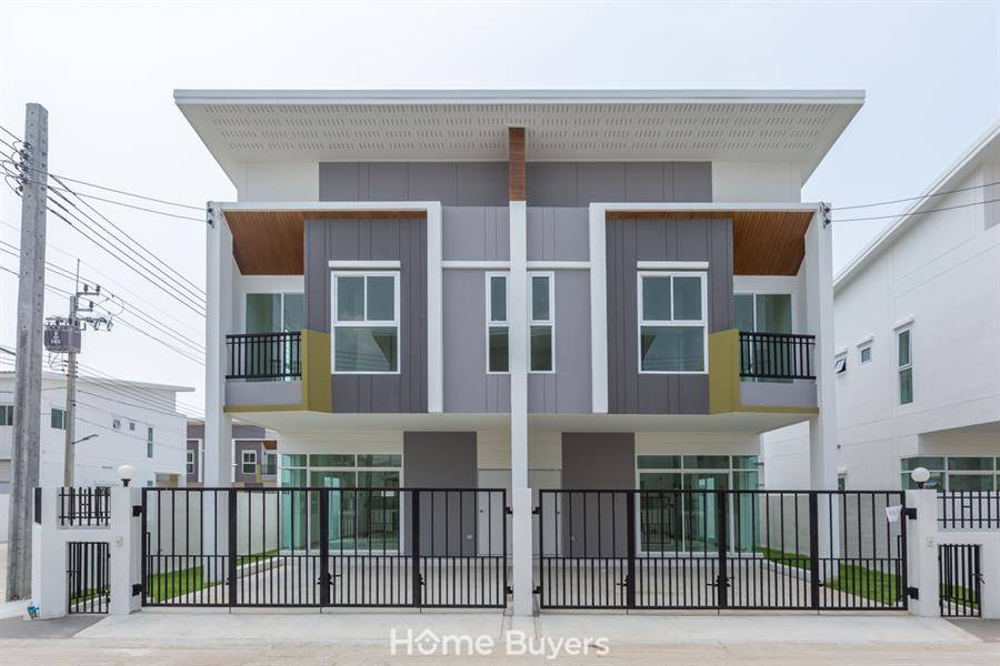  รีวิวทาวน์โฮม นครทองลีฟวิ่ง บางนา-เทพารักษ์ บ้านกว้าง ฟังก์ชันคุ้ม สไตล์โมเดิร์น