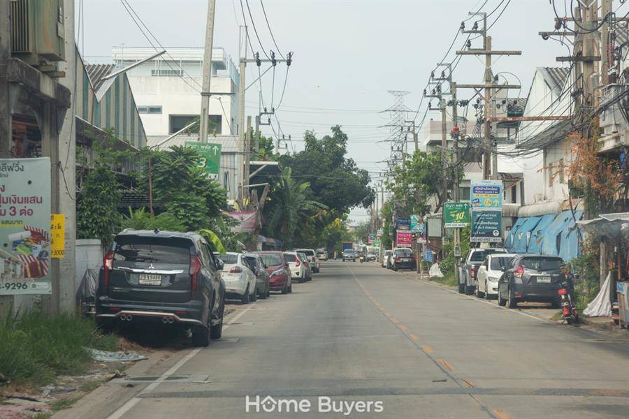  รีวิวทาวน์โฮม นครทองลีฟวิ่ง บางนา-เทพารักษ์ บ้านกว้าง ฟังก์ชันคุ้ม สไตล์โมเดิร์น