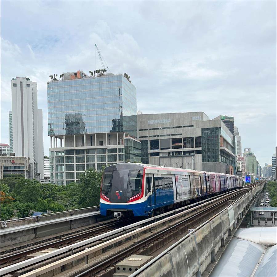 เจาะลึกย่านพร้อมพงษ์ แหล่งไลฟ์สไตล์ใหญ่ใจกลางสุขุมวิท 39 ศูนย์รวมห้างดัง เอ็มสเฟียร์ เอ็มควอเทียร์ เอ็มโพเรียม 