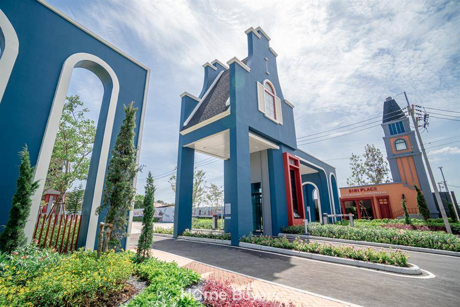 รีวิวทาวน์โฮม สิริ เพลส ดอนเมือง-สรงประภา โดดเด่นด้วยสไตล์อัมสเตอร์ดัม บนทำเลที่ใช่