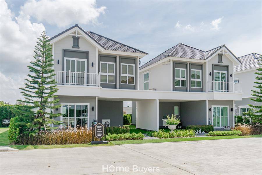 รีวิวบ้านแฝด 2 ชั้น ฟังก์ชันอารมณ์บ้านเดี่ยว สไตล์ Modern English Victorian สิวารมณ์ เนเจอร์พลัส 2 (สุขุมวิท - บางปู)
