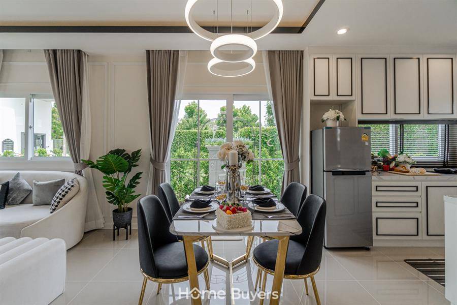 รีวิวบ้านแฝด 2 ชั้น ฟังก์ชันอารมณ์บ้านเดี่ยว สไตล์ Modern English Victorian สิวารมณ์ เนเจอร์พลัส 2 (สุขุมวิท - บางปู)