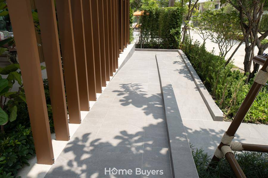รีวิวบ้านเดี่ยว บุราสิริ กรุงเทพกรีฑา บ้านหรูสไตล์รีสอร์ตใจกลาง Krungthep Kreetha Community