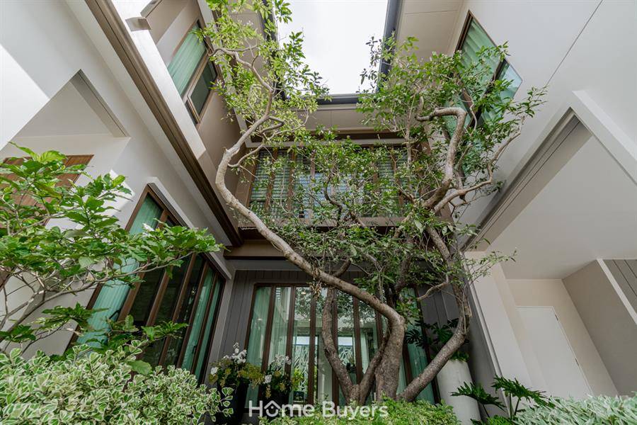 รีวิวบ้านเดี่ยว บุราสิริ กรุงเทพกรีฑา บ้านหรูสไตล์รีสอร์ตใจกลาง Krungthep Kreetha Community