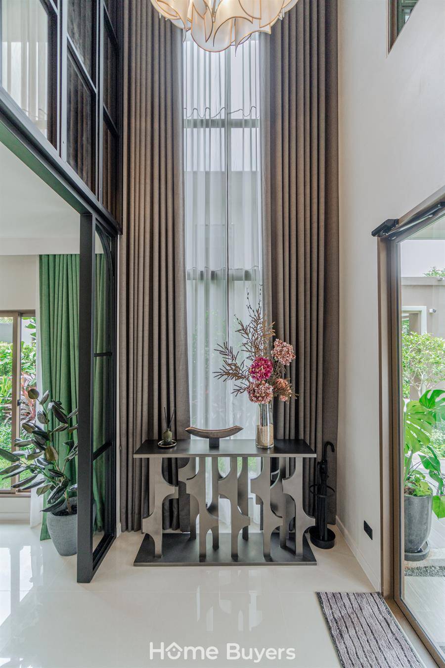 รีวิวบ้านเดี่ยว บุราสิริ กรุงเทพกรีฑา บ้านหรูสไตล์รีสอร์ตใจกลาง Krungthep Kreetha Community